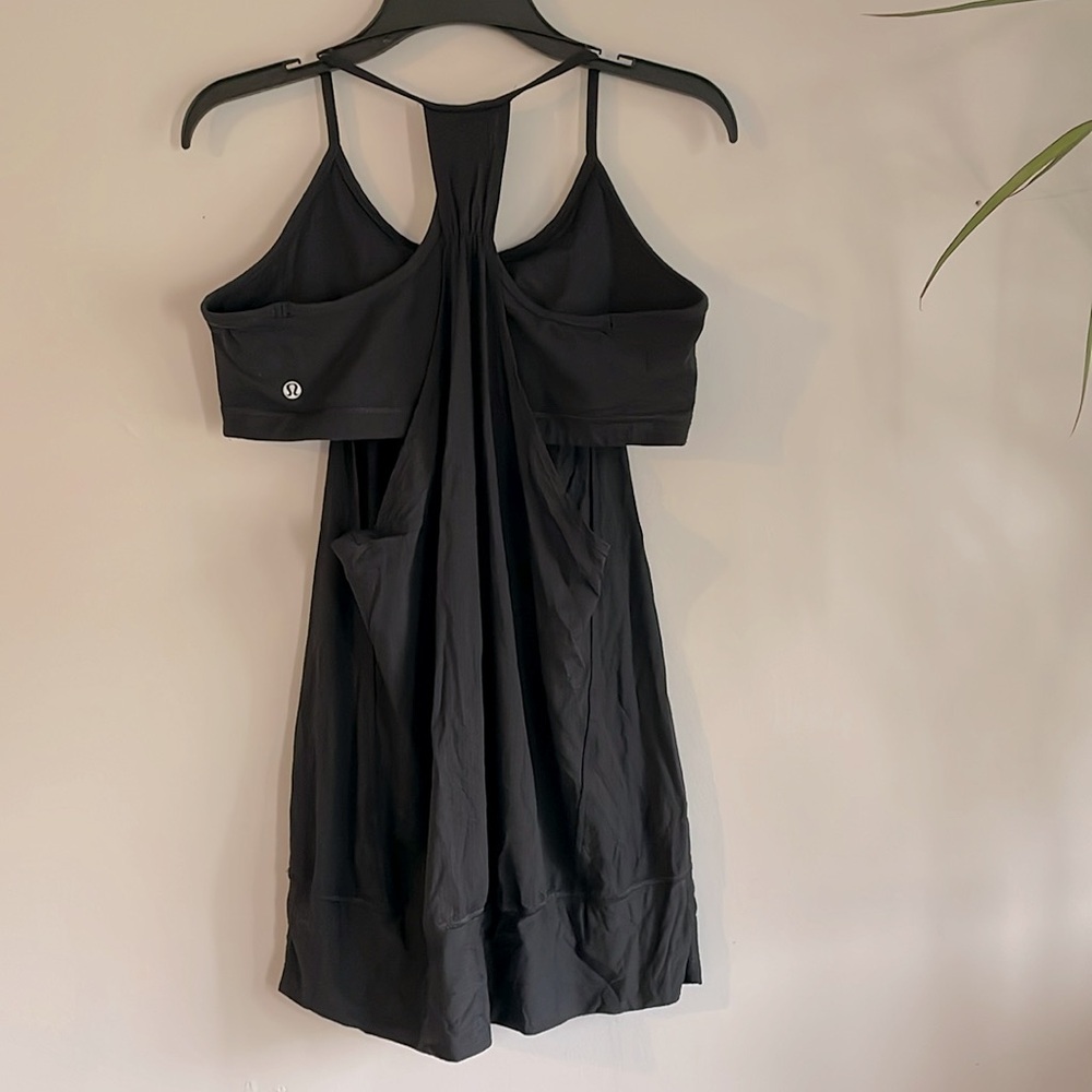 Lululemon no limit tank top with built up bra